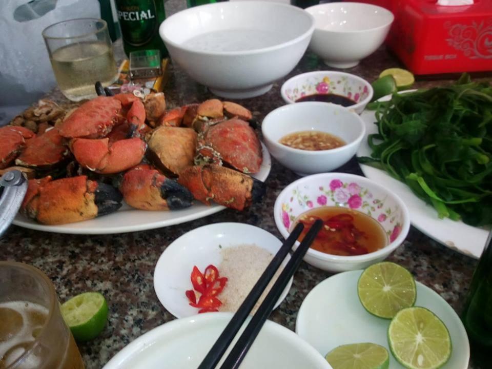 Nha Nghi Phuong Thao Bed & Breakfast Quan Lan Exterior foto